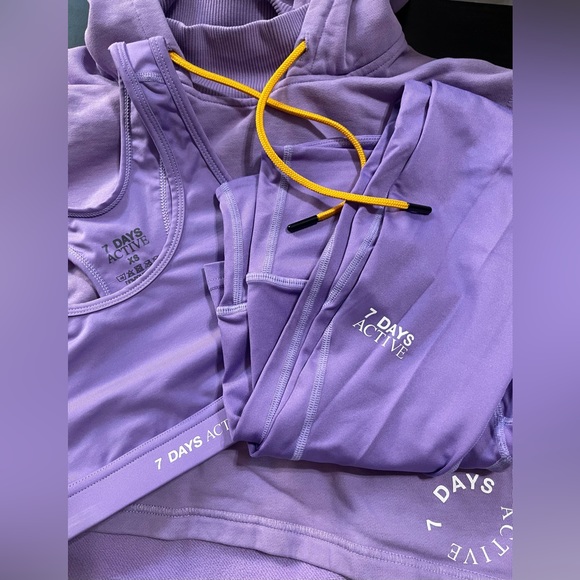 3 Piece 💜💜 7 Days Active Set Bra, TKO Tights, Crop Top Hoodie from Revolve - Picture 4 of 9